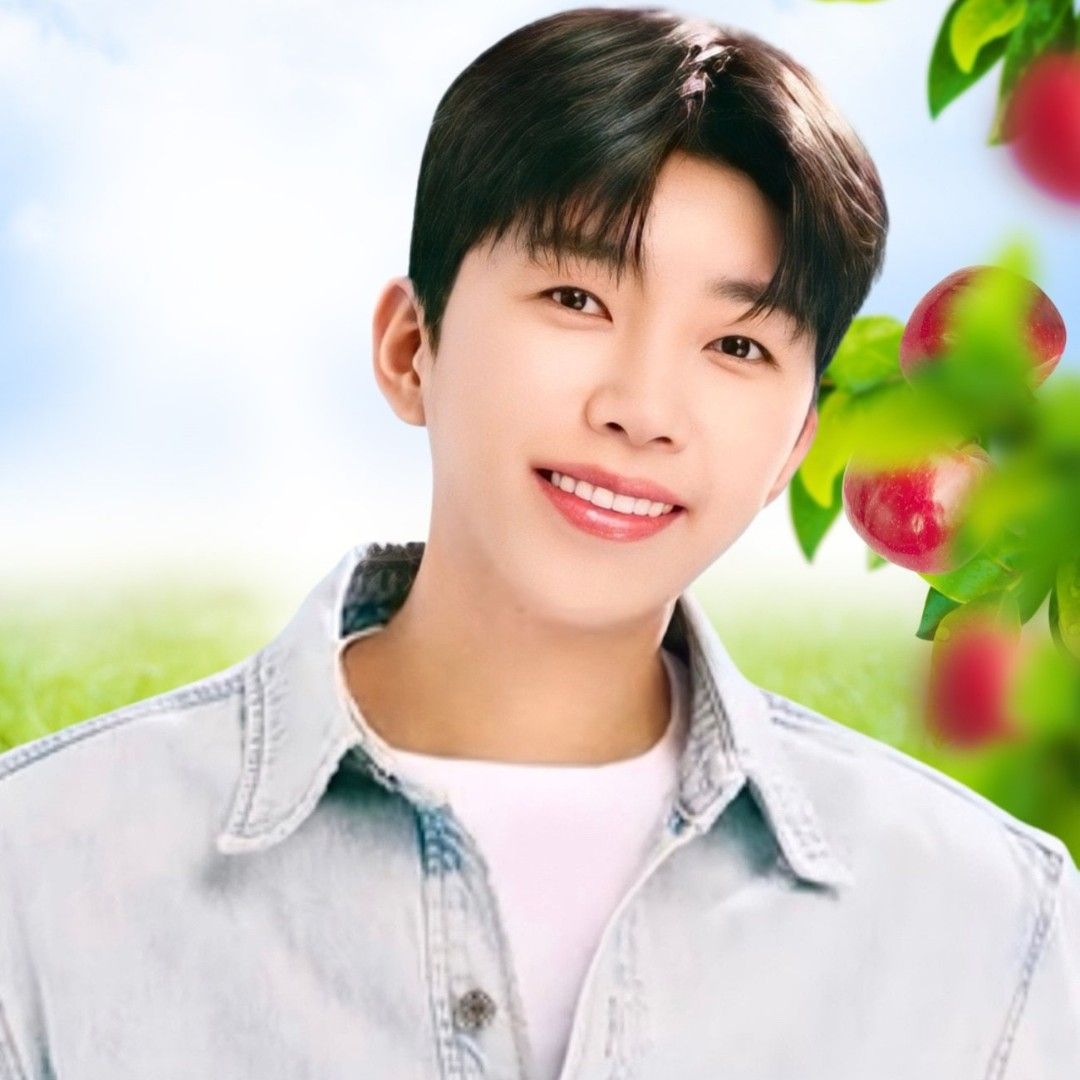 Recent activity shot of Lim Youngwoong