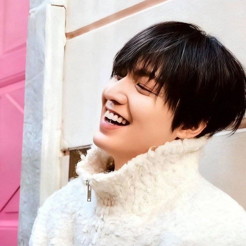 이민호의 최신 사진