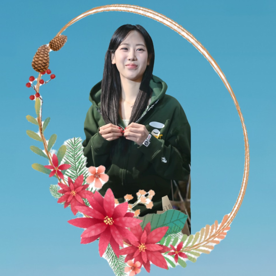 Behind-the-scenes cut of Kang Hyeyeon