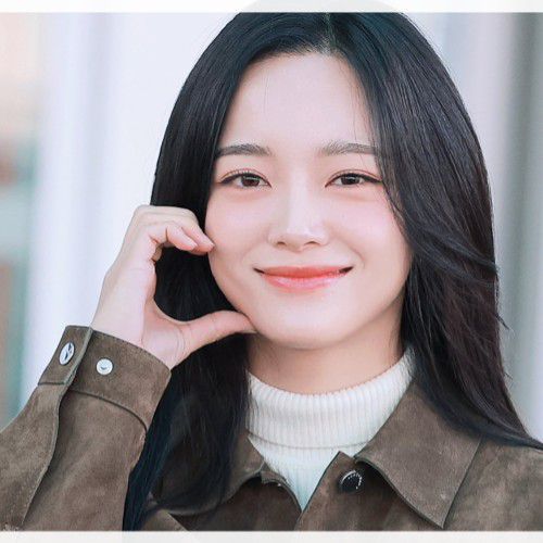Recent activity shot of Kim Sejeong
