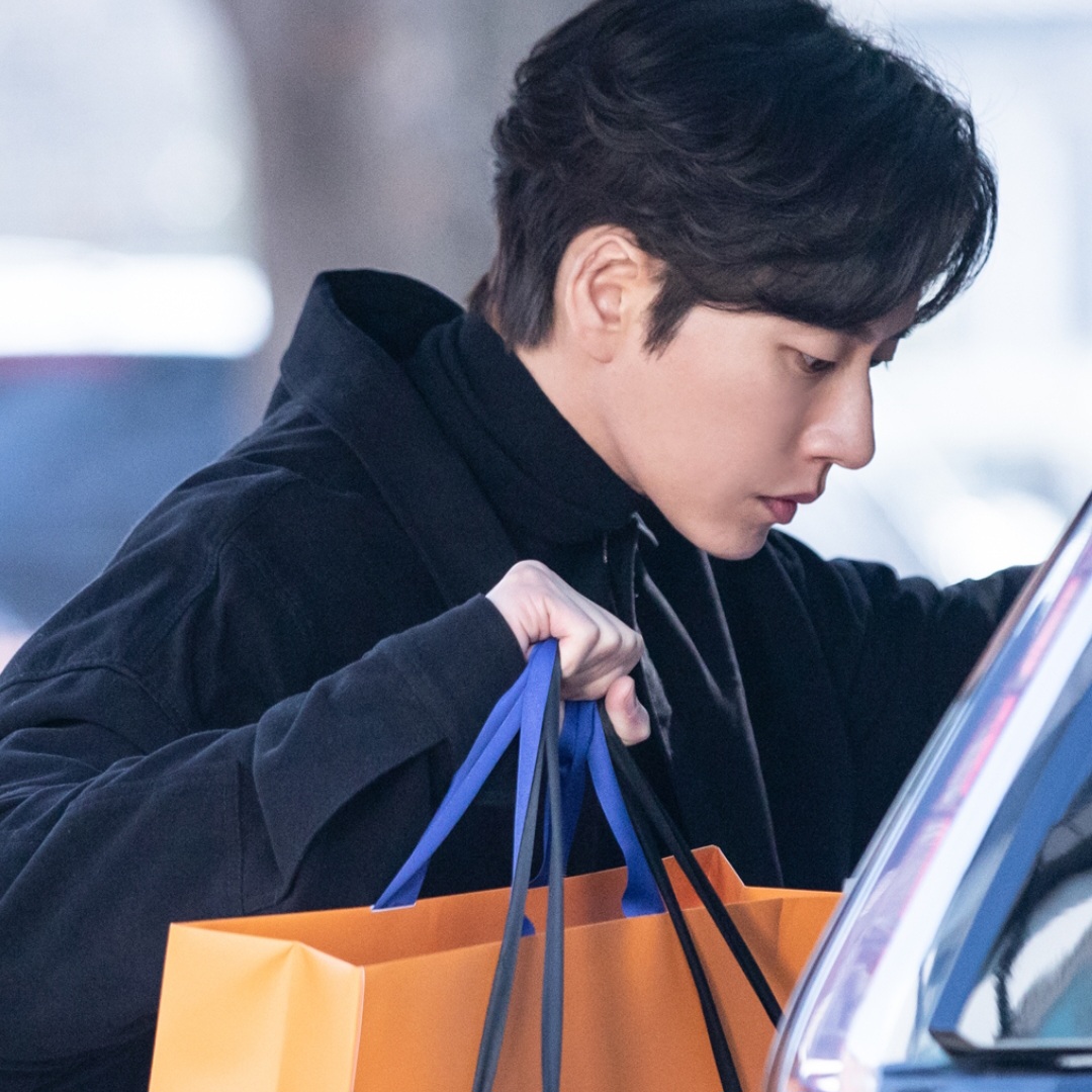 Behind-the-scenes cut of Park Haejin