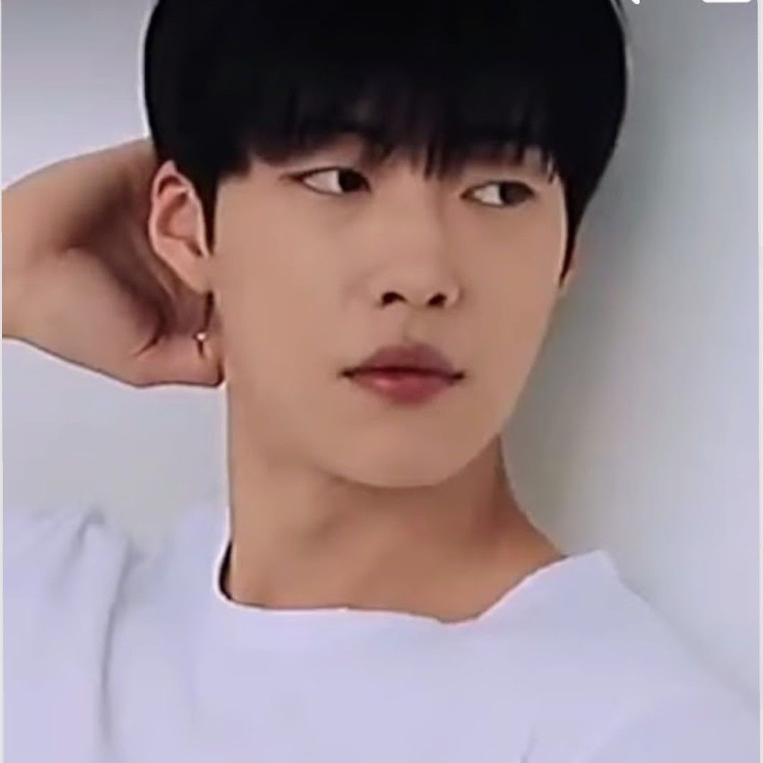 Recent activity shot of Woo Dohwan