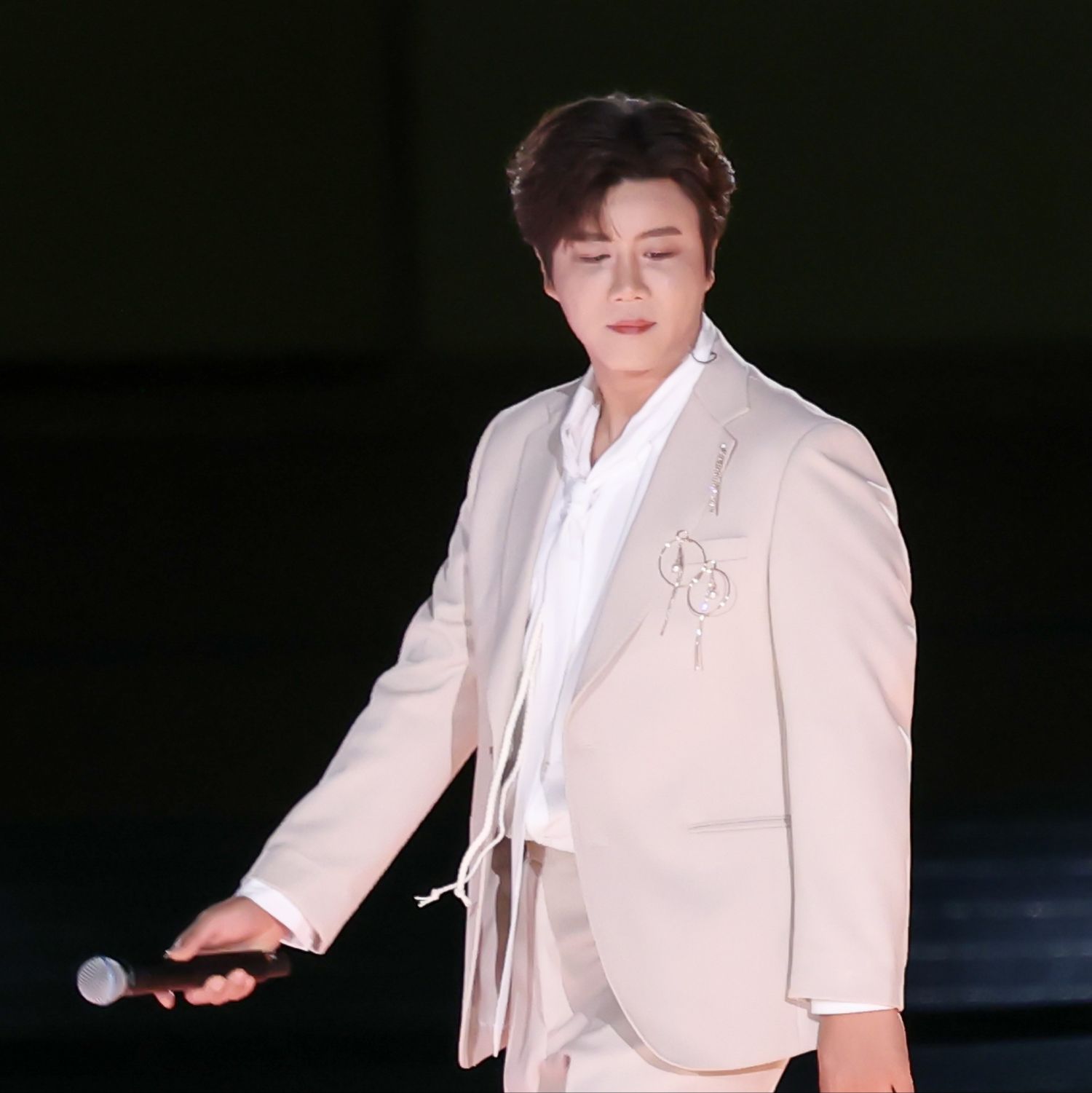 Recent activity shot of Jin Haesung