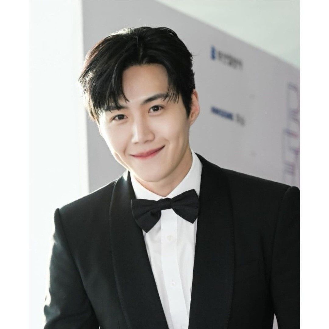 Foto kegiatan terbaru dari Kim Seonho