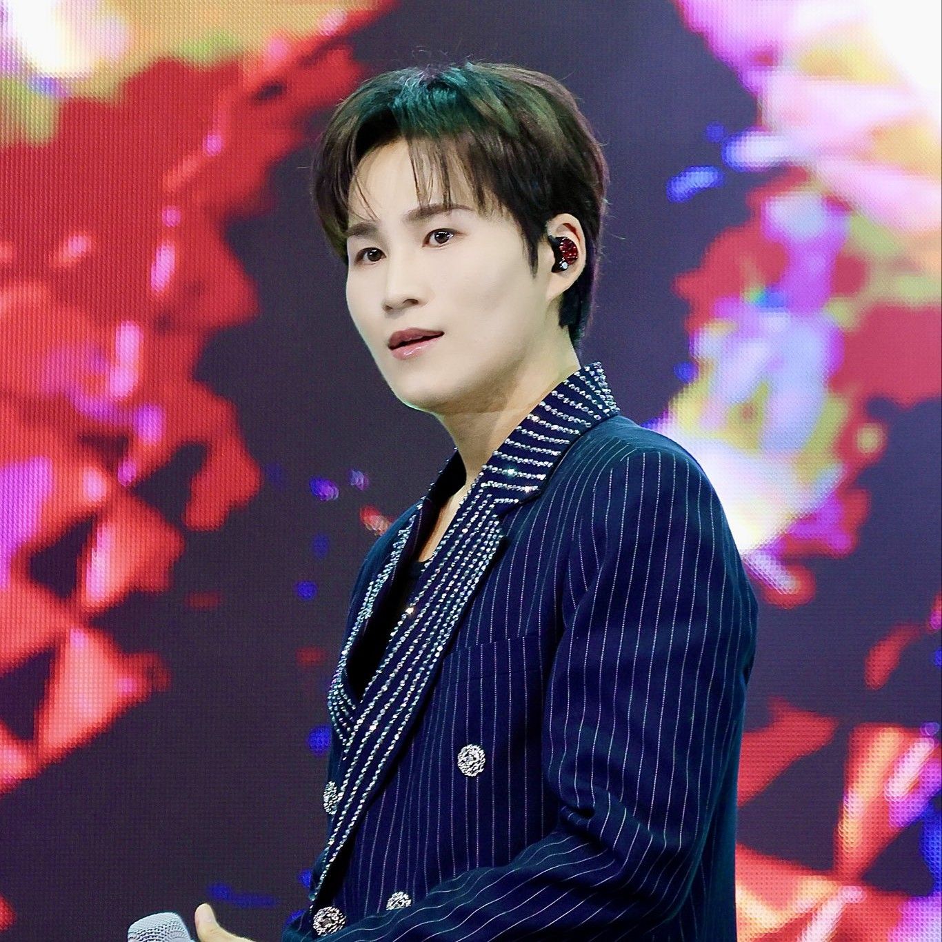 A moment captured by a fan of Kim Heejae