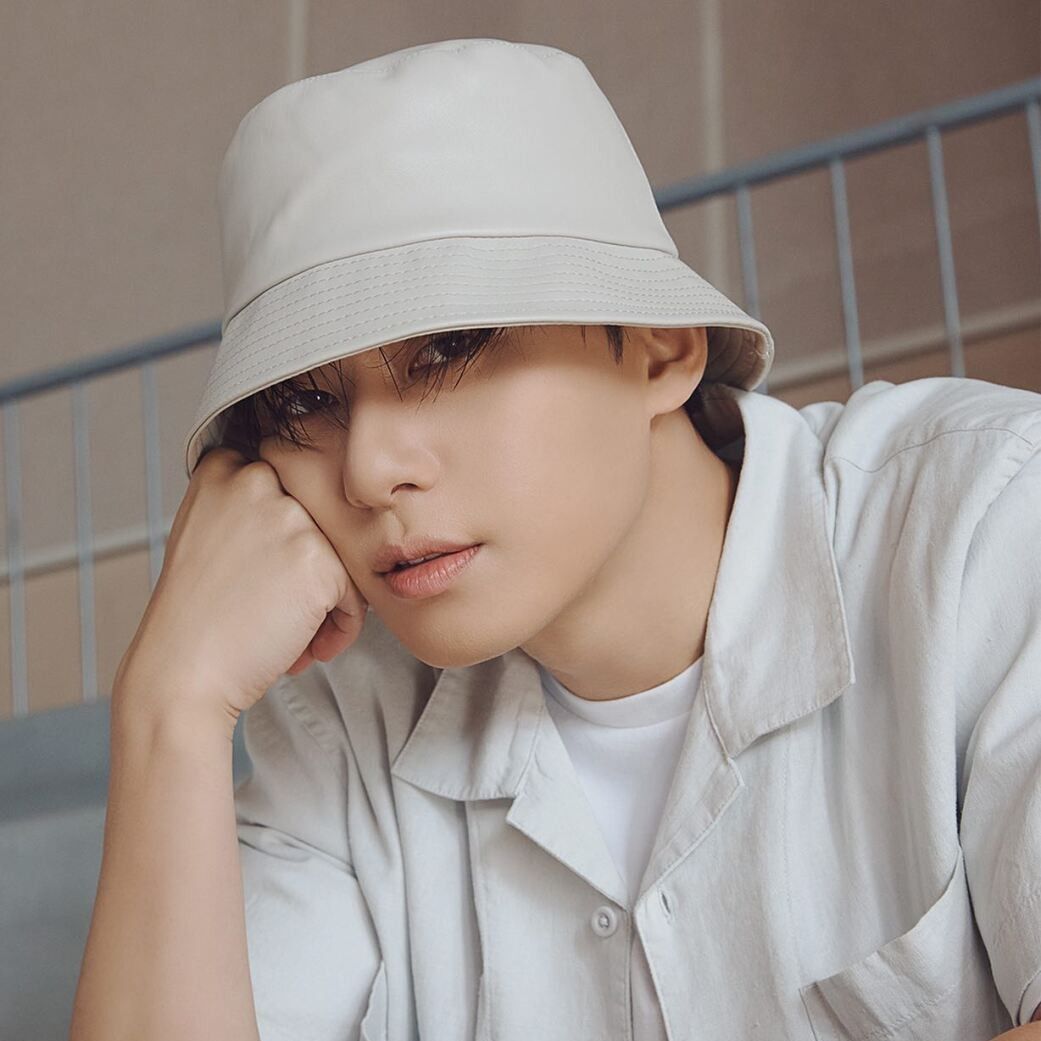 Behind-the-scenes cut of Park Seojoon