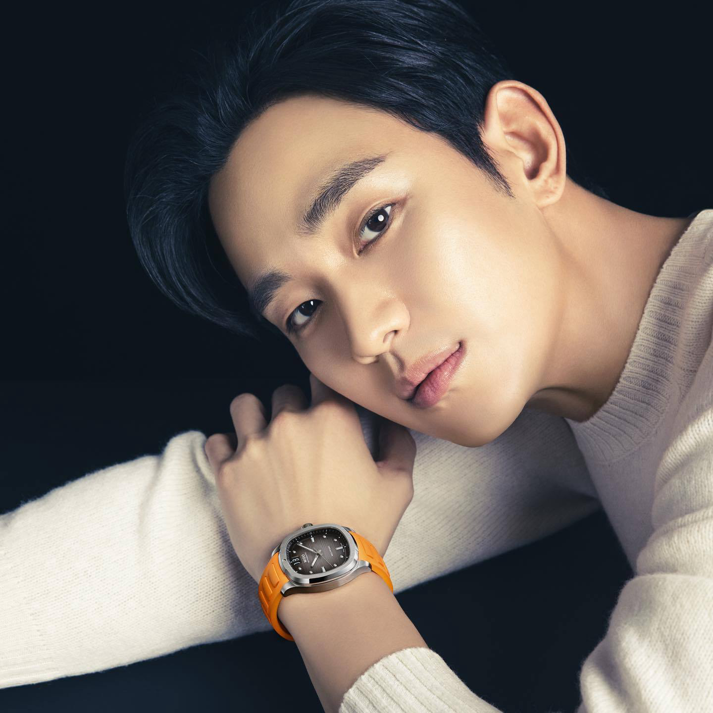 Recent activity shot of Kim Soohyun