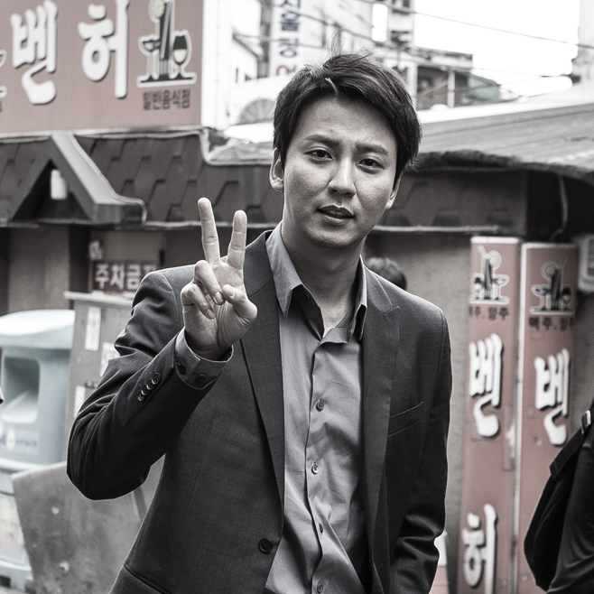 A moment captured by a fan of Kim Namgil