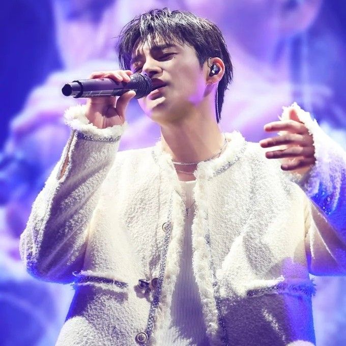 Recent activity shot of Seo Inguk