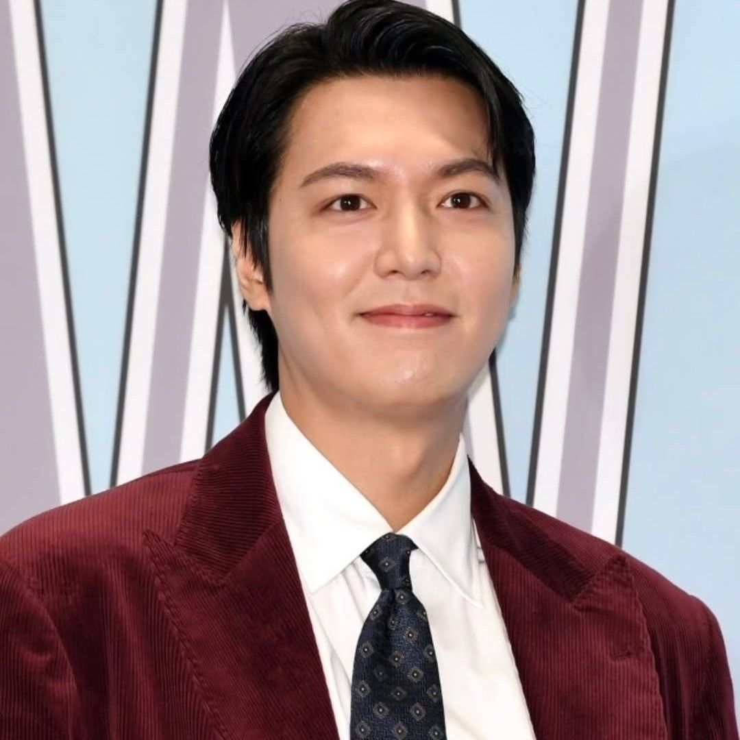 Recent activity shot of Lee Minho