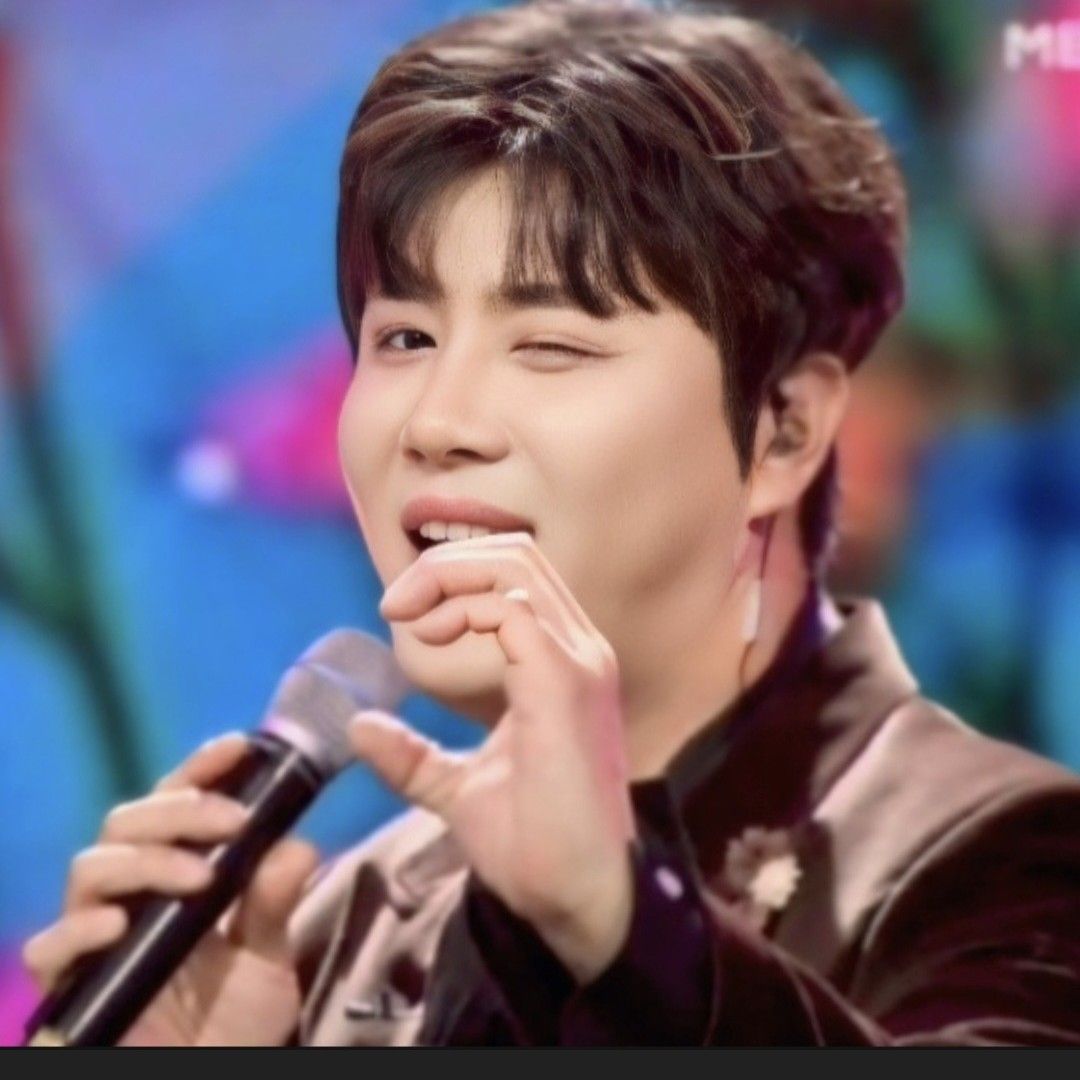 粉丝拍下的晋海成瞬间