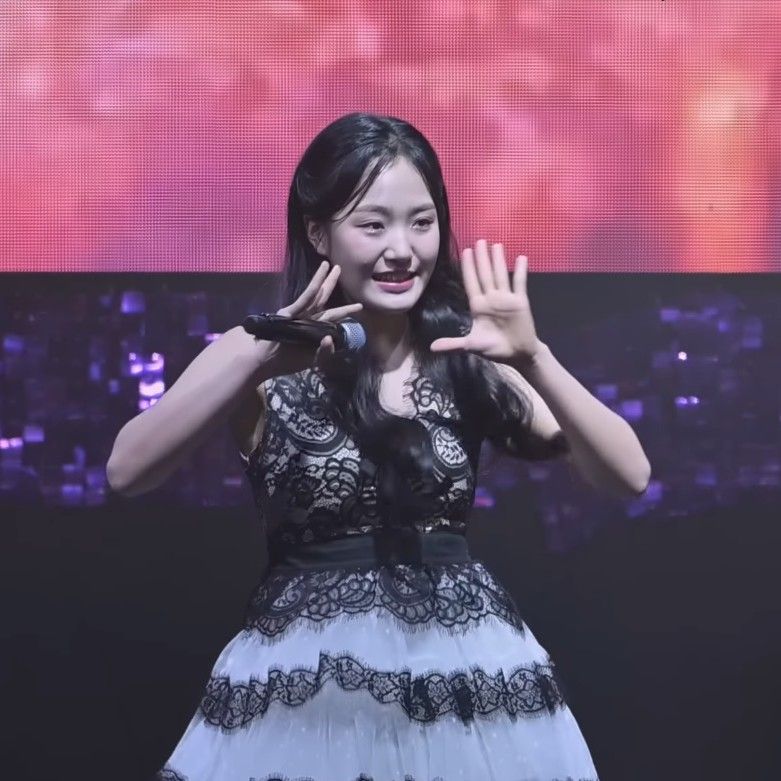 Latest photo of Kim Taeyeon