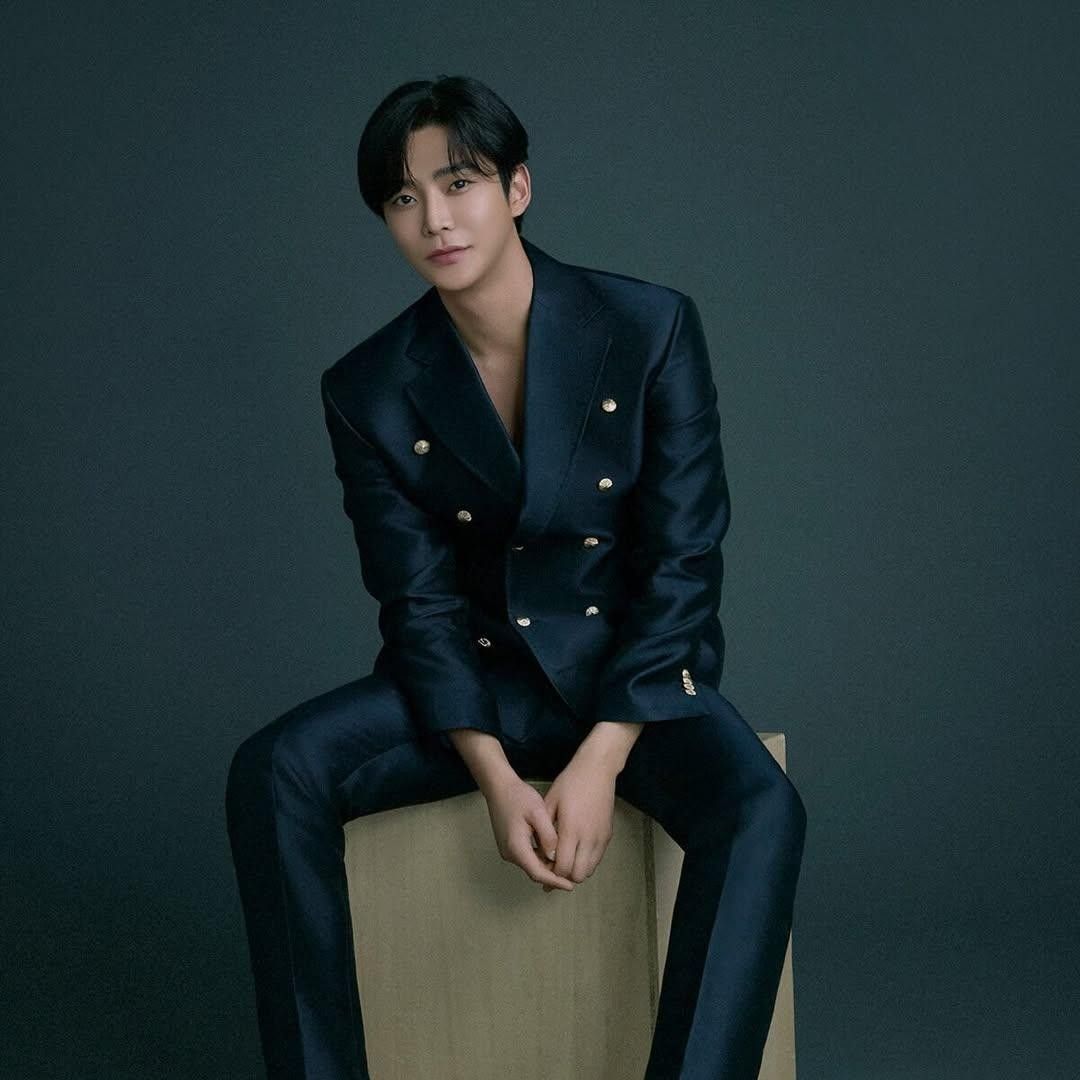 Latest photo of Rowoon