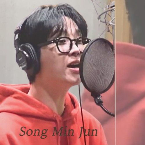 A moment captured by a fan of Song Minjun