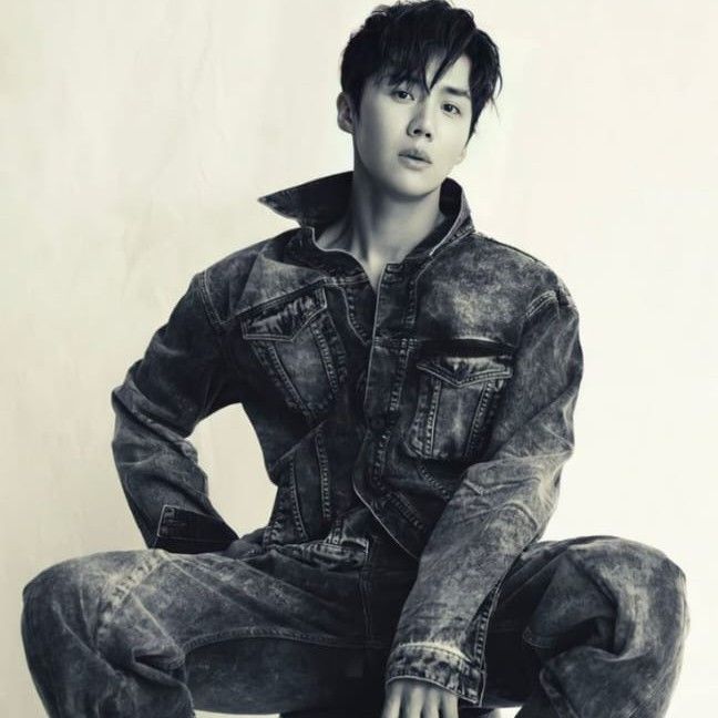 Behind-the-scenes cut of Kim Seonho