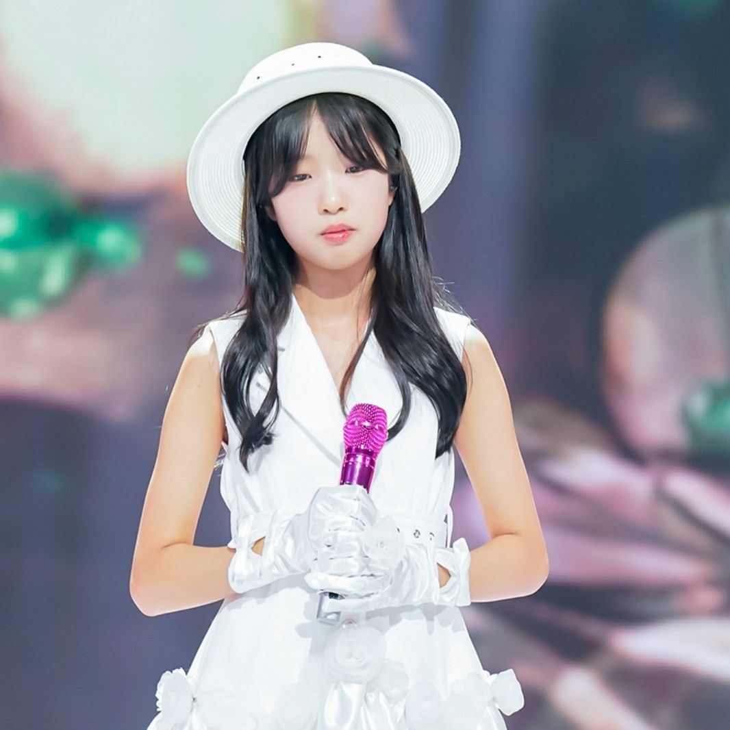 Latest photo of Bin Yeseo