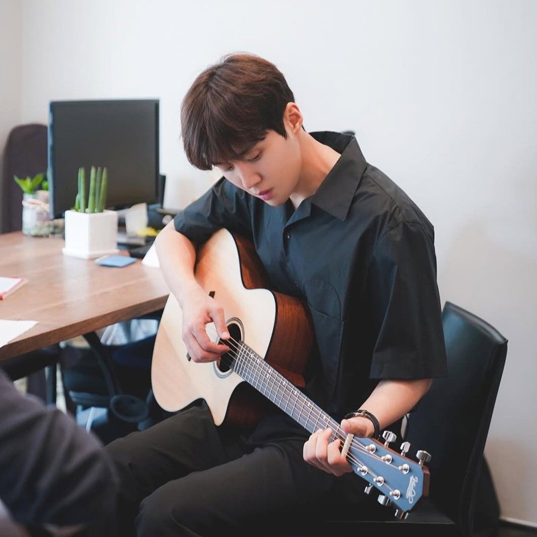 Recent activity shot of Kim Seonho
