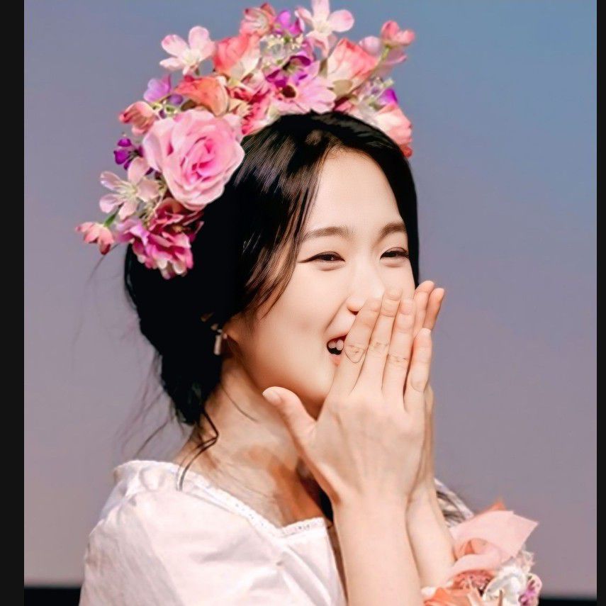 A moment captured by a fan of Kim Hyeyoon