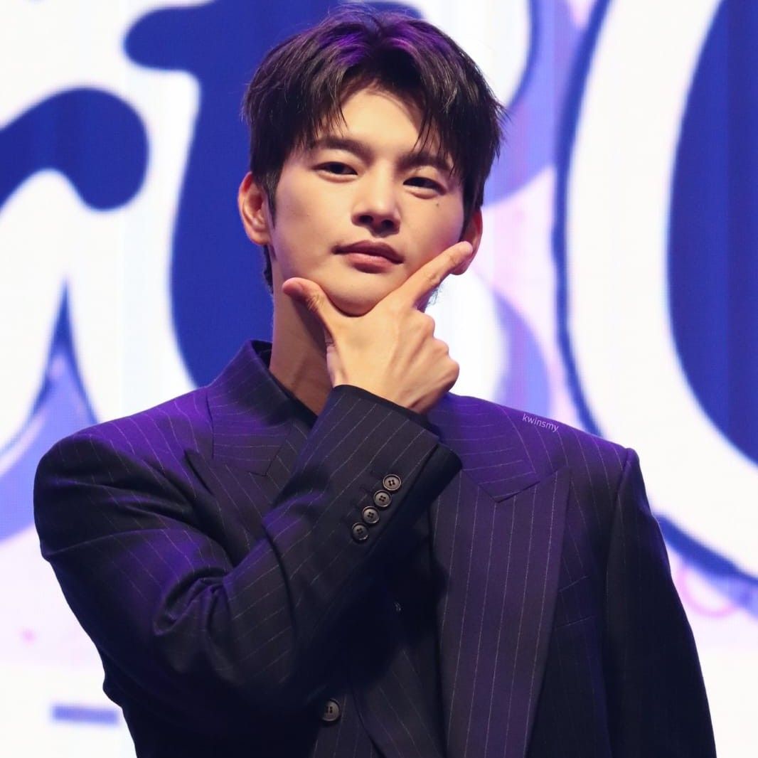 Latest photo of Seo Inguk