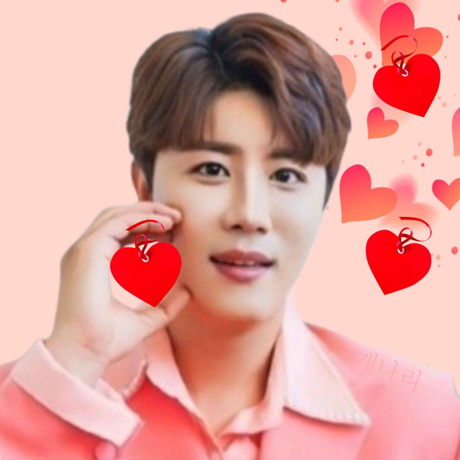 チン・ヘソンの最近の活動ショット