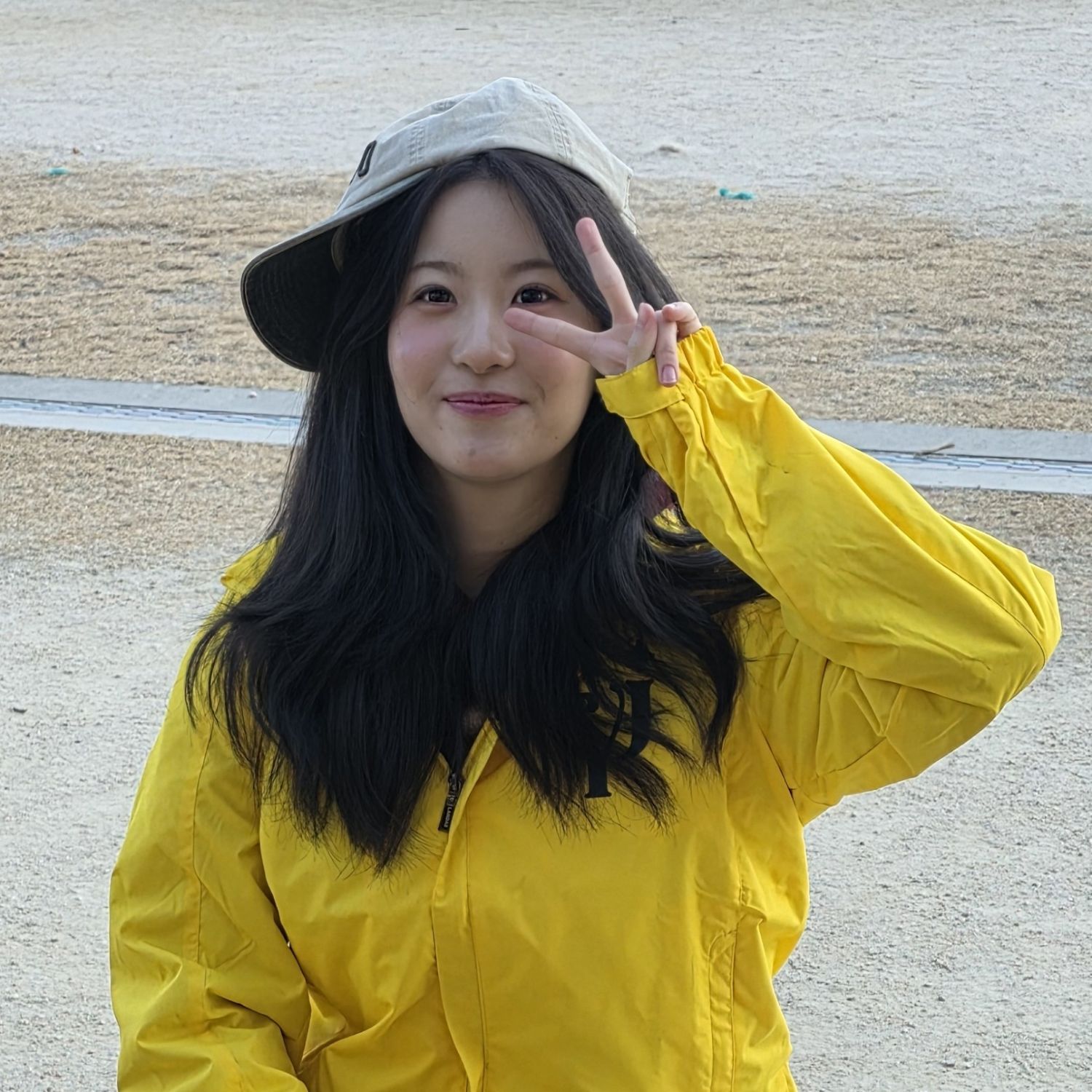 オ・ユジンのビハインドカット