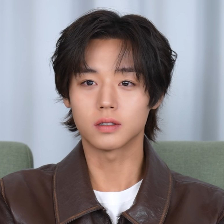 Recent activity shot of Park Jihoon
