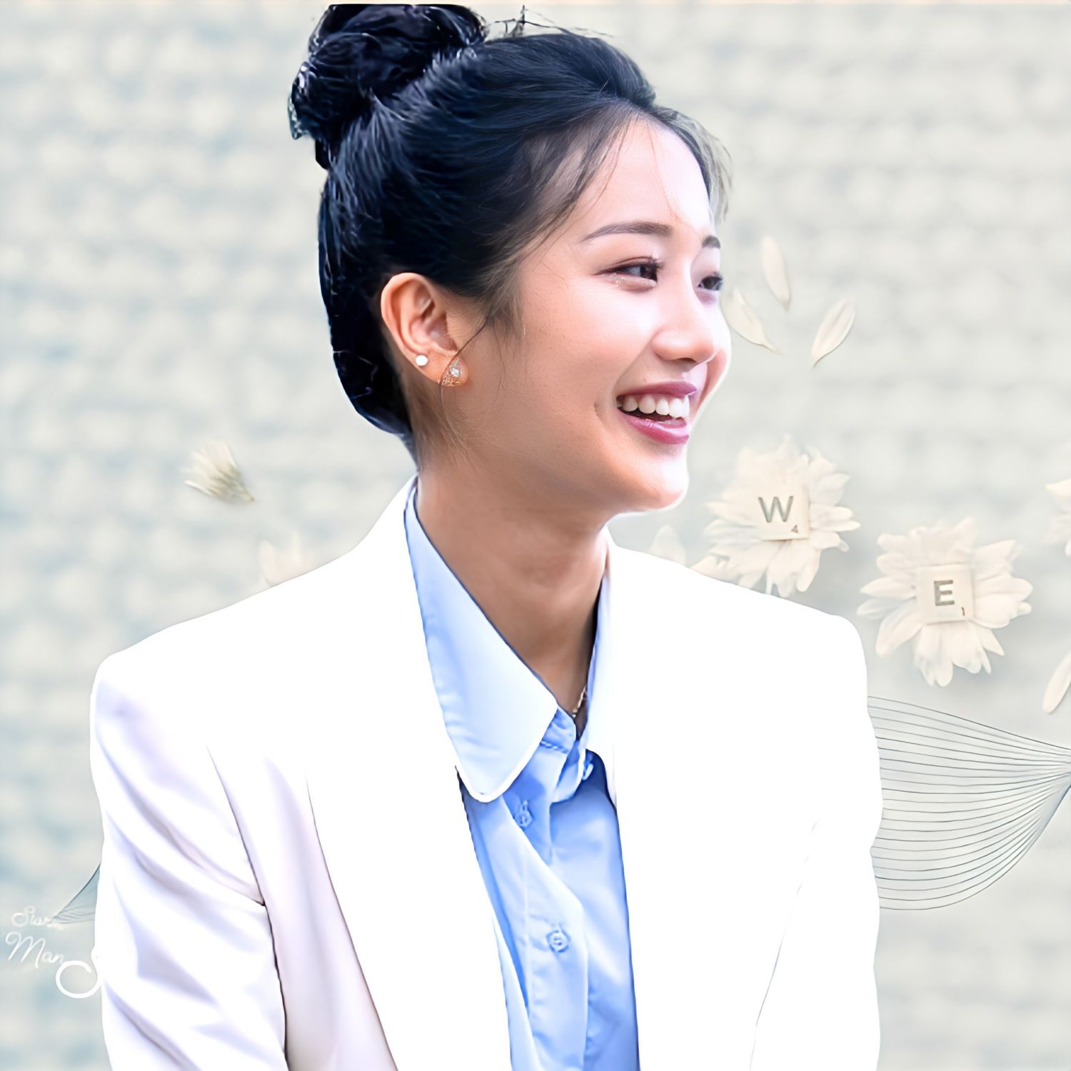 A moment captured by a fan of Kim Soyeon (2004)