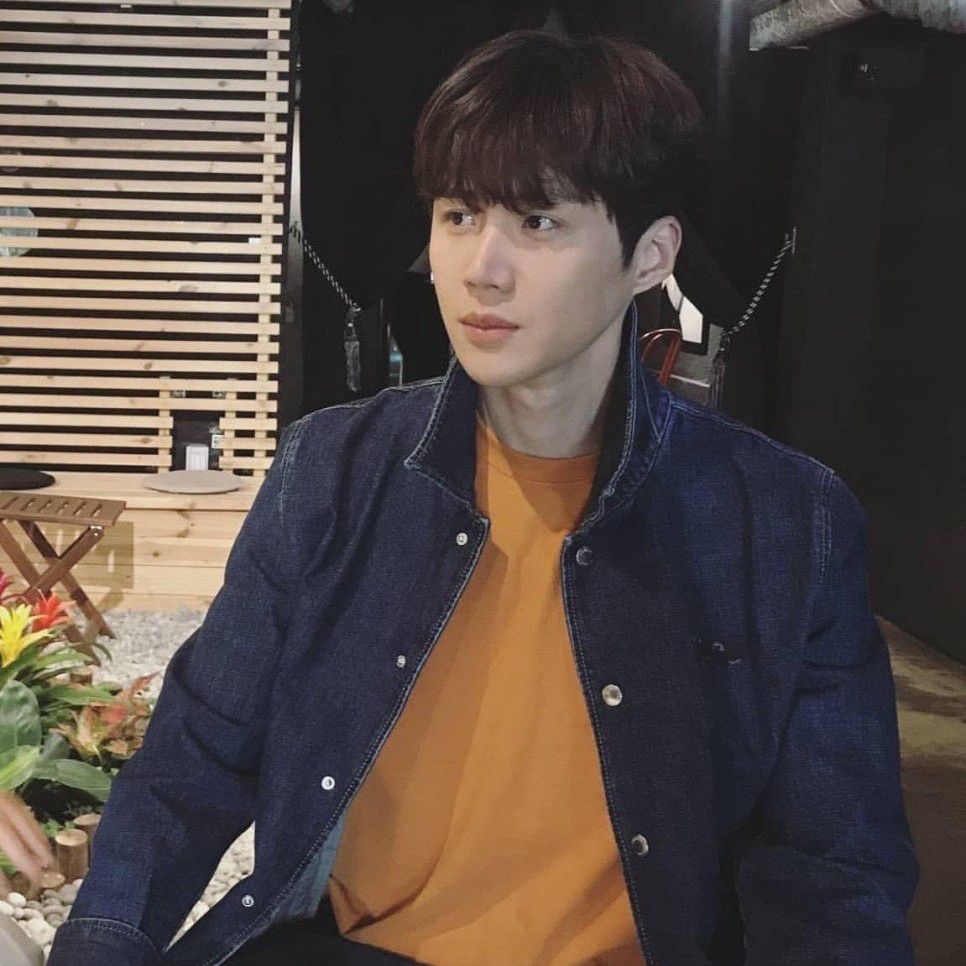 A moment captured by a fan of Kim Seonho