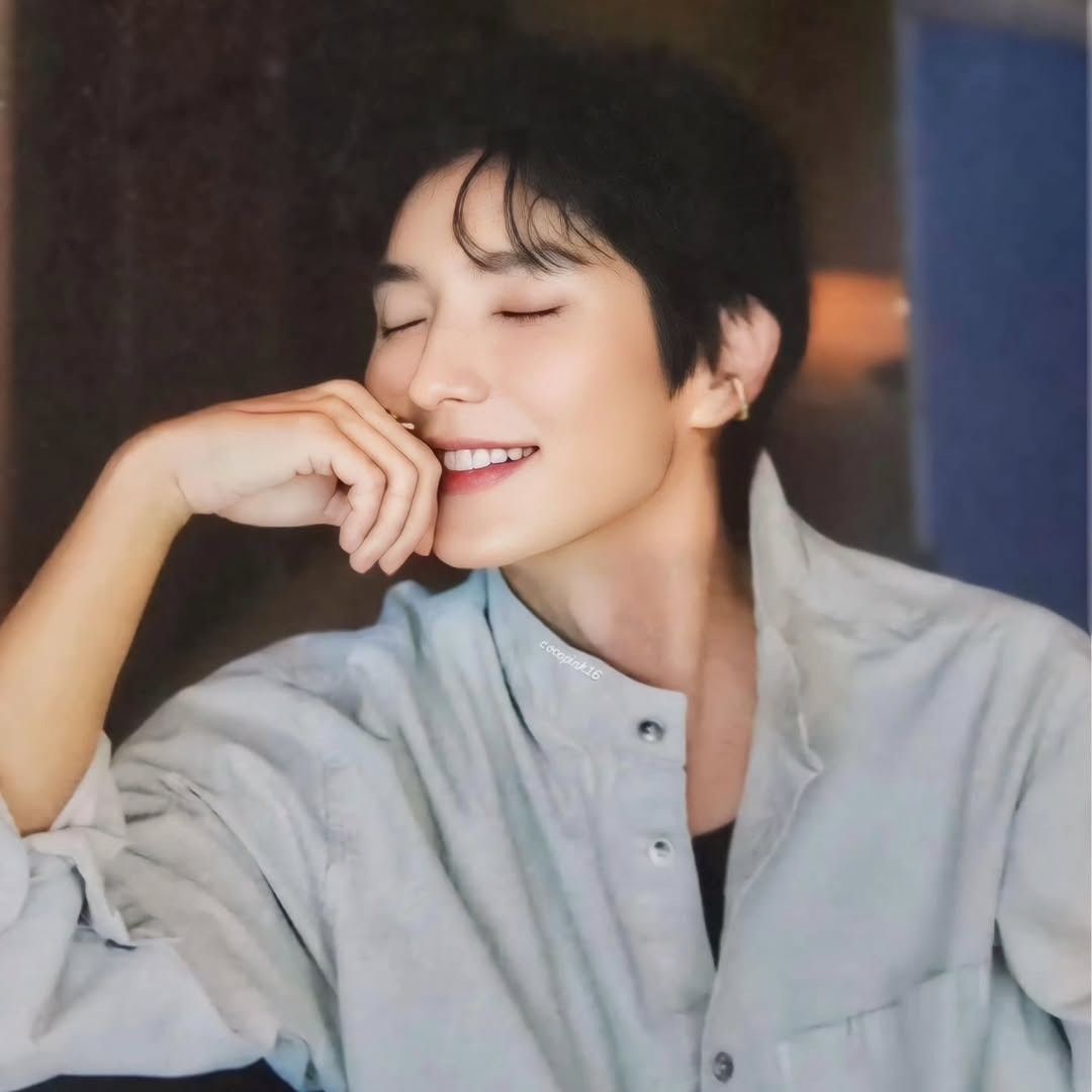 Behind-the-scenes cut of Lee Joongi