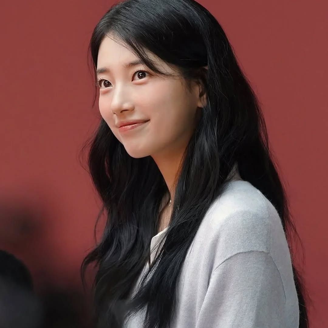 裴秀智的最新照片