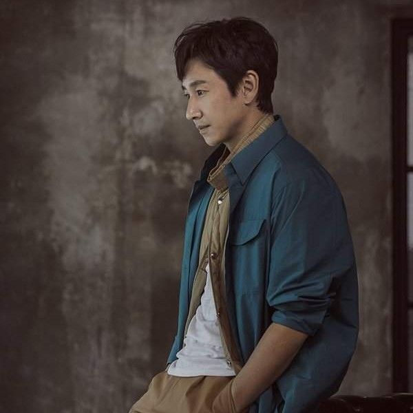 Foto terbaru dari Lee Sunkyun