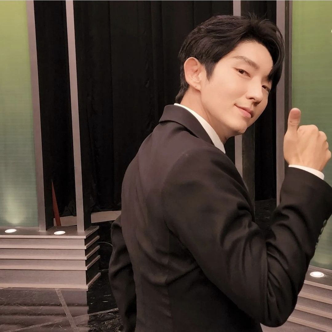 Recent activity shot of Lee Joongi