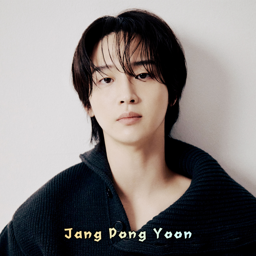A moment captured by a fan of Jang Dongyoon