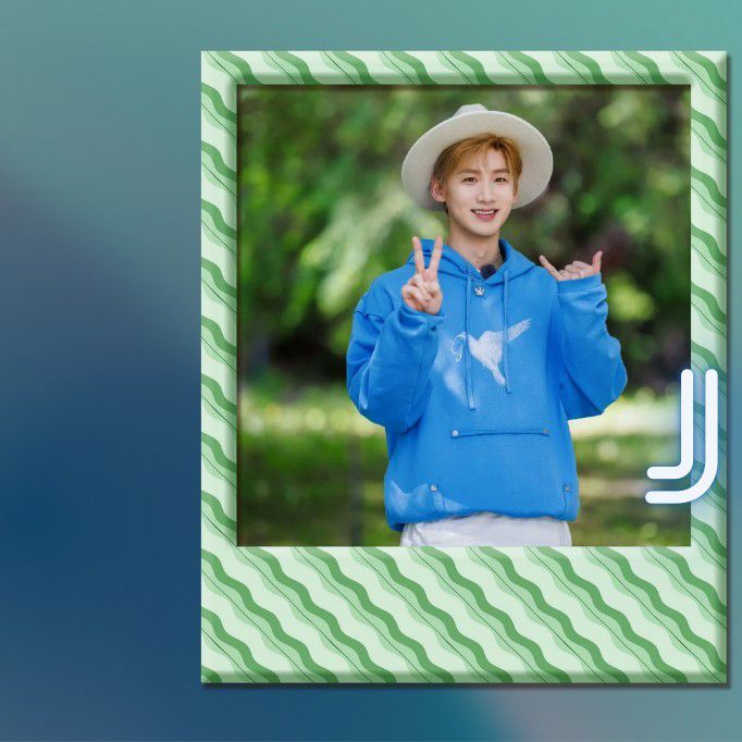 A moment captured by a fan of Bai Jingting