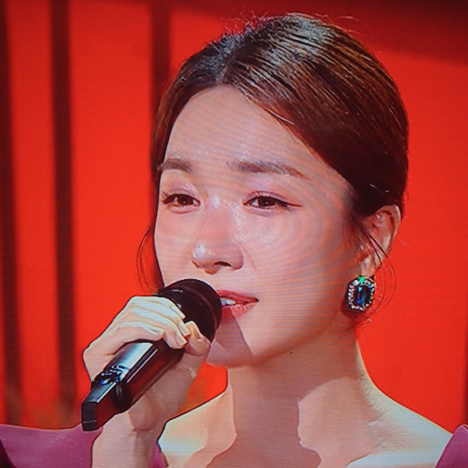 Behind-the-scenes cut of Ryu Wonjung