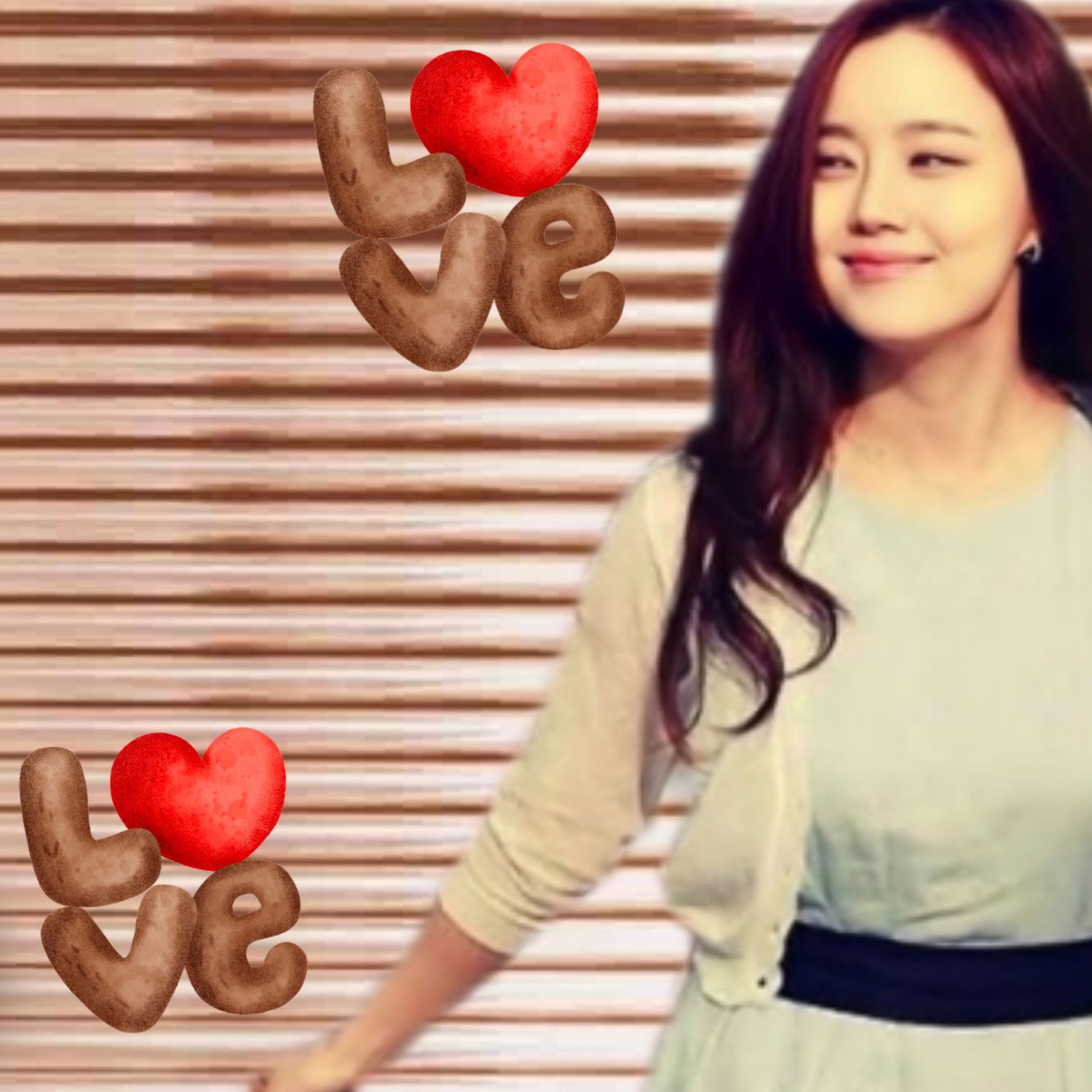Behind-the-scenes cut of Moon Chaewon