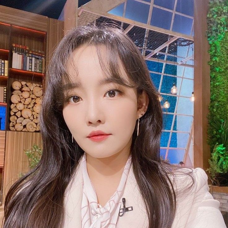 윤하의 비하인드 컷