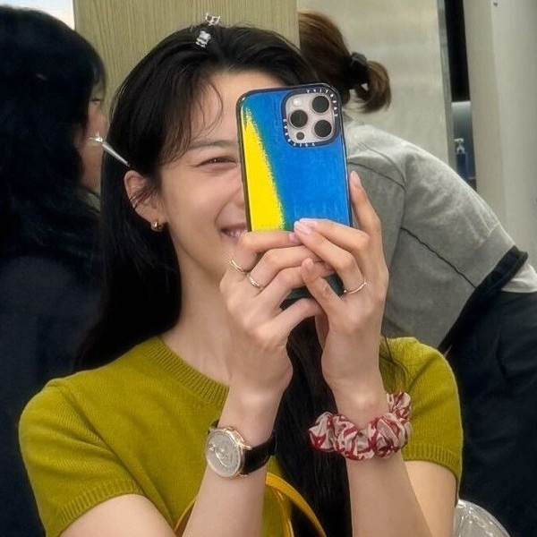 Today’s standout profile photo of Lee Chungah on Choeaedol Celeb