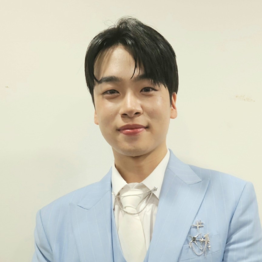 Recent activity shot of Lee Sooho