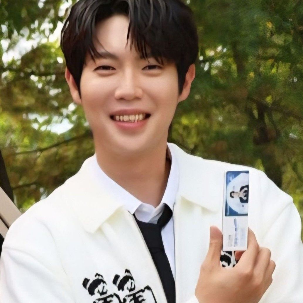 A moment captured by a fan of Son Taejin