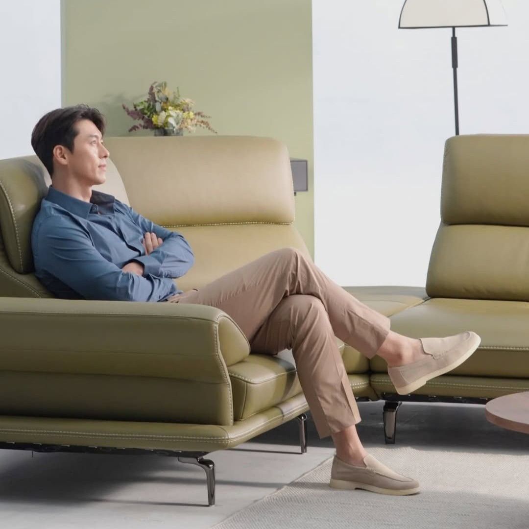 Behind-the-scenes cut of Hyun Bin