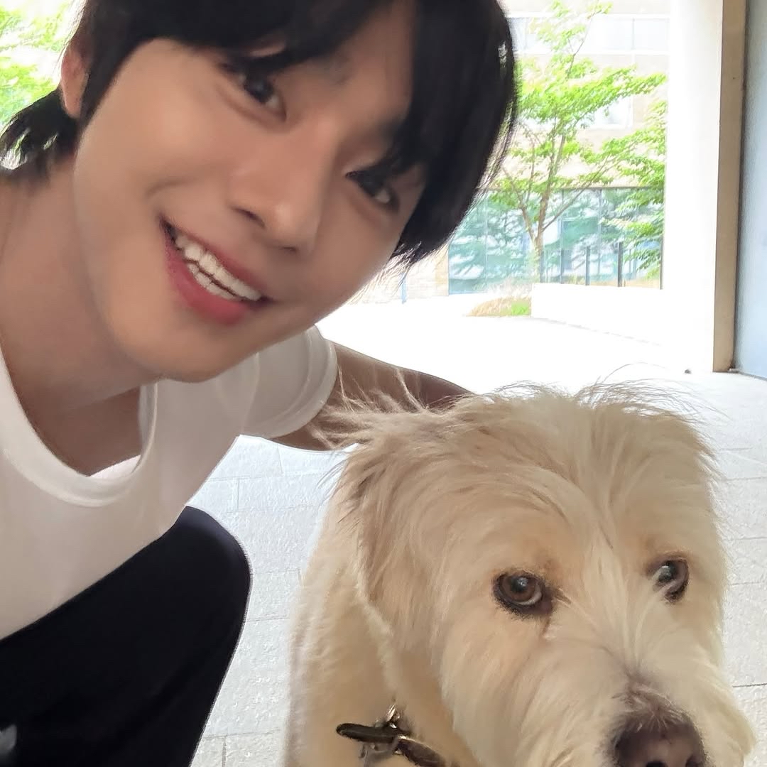 Recent activity shot of Ahn Hyoseop