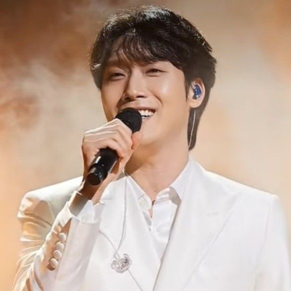 Latest photo of Choi Woojin