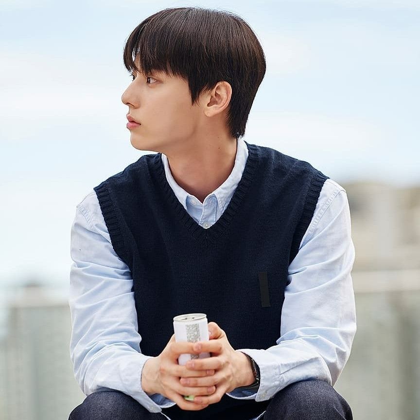 Latest photo of Hwang Minhyun