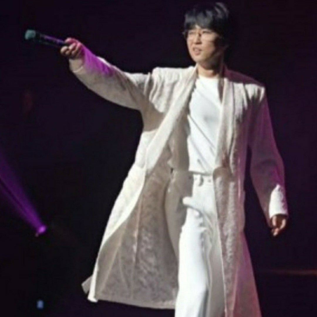 Recent activity shot of Bak Changgeun