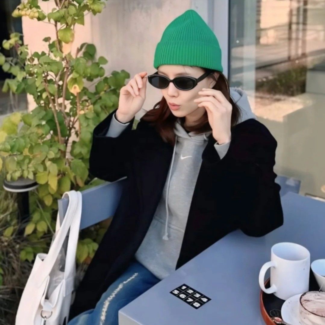 Behind-the-scenes cut of Moon Chaewon