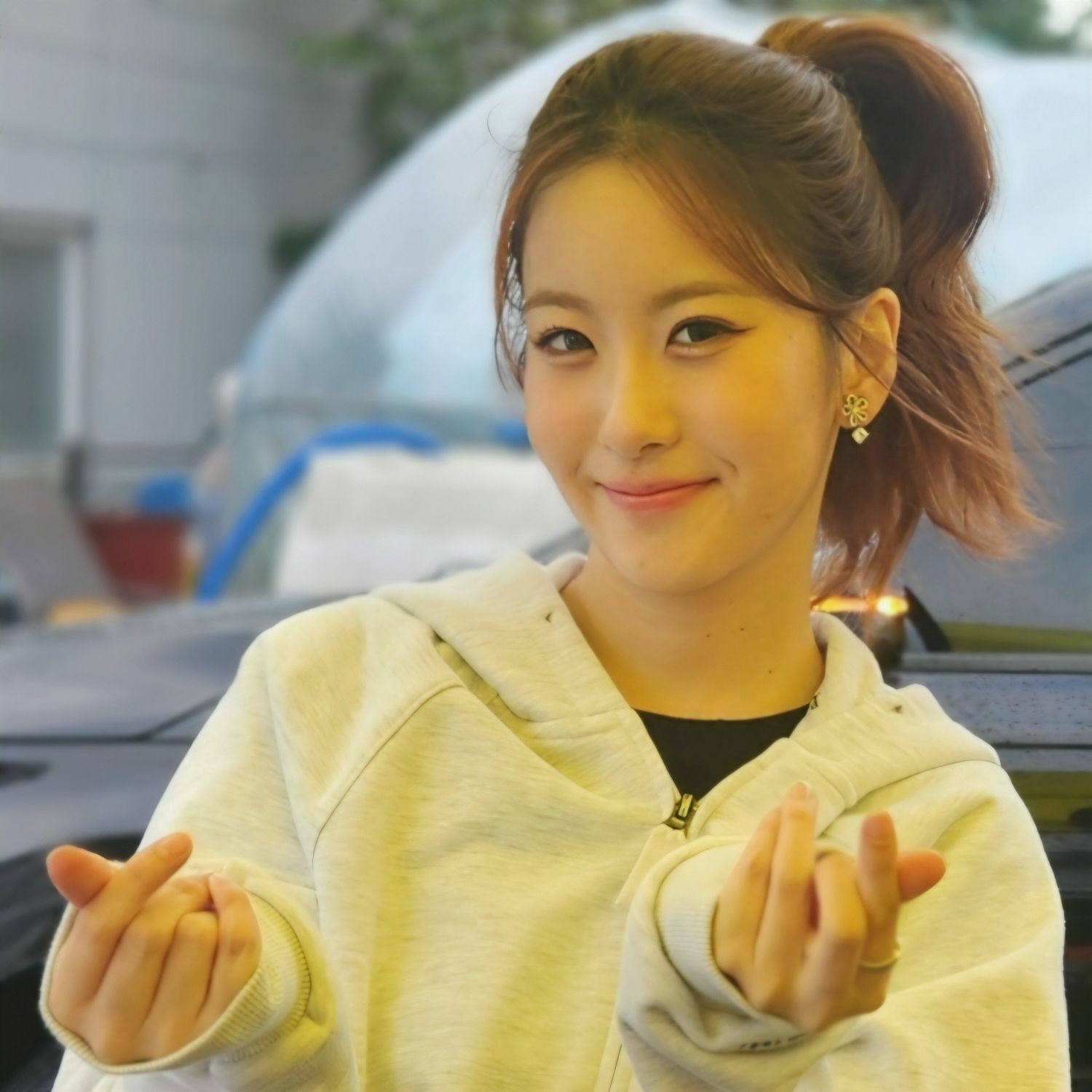 Recent activity shot of Oh Yujin