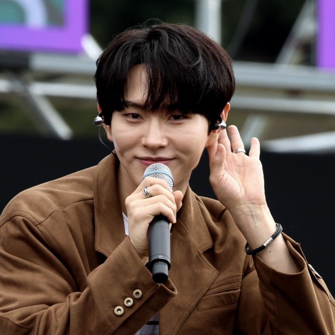 Latest photo of Lee Byeongchan