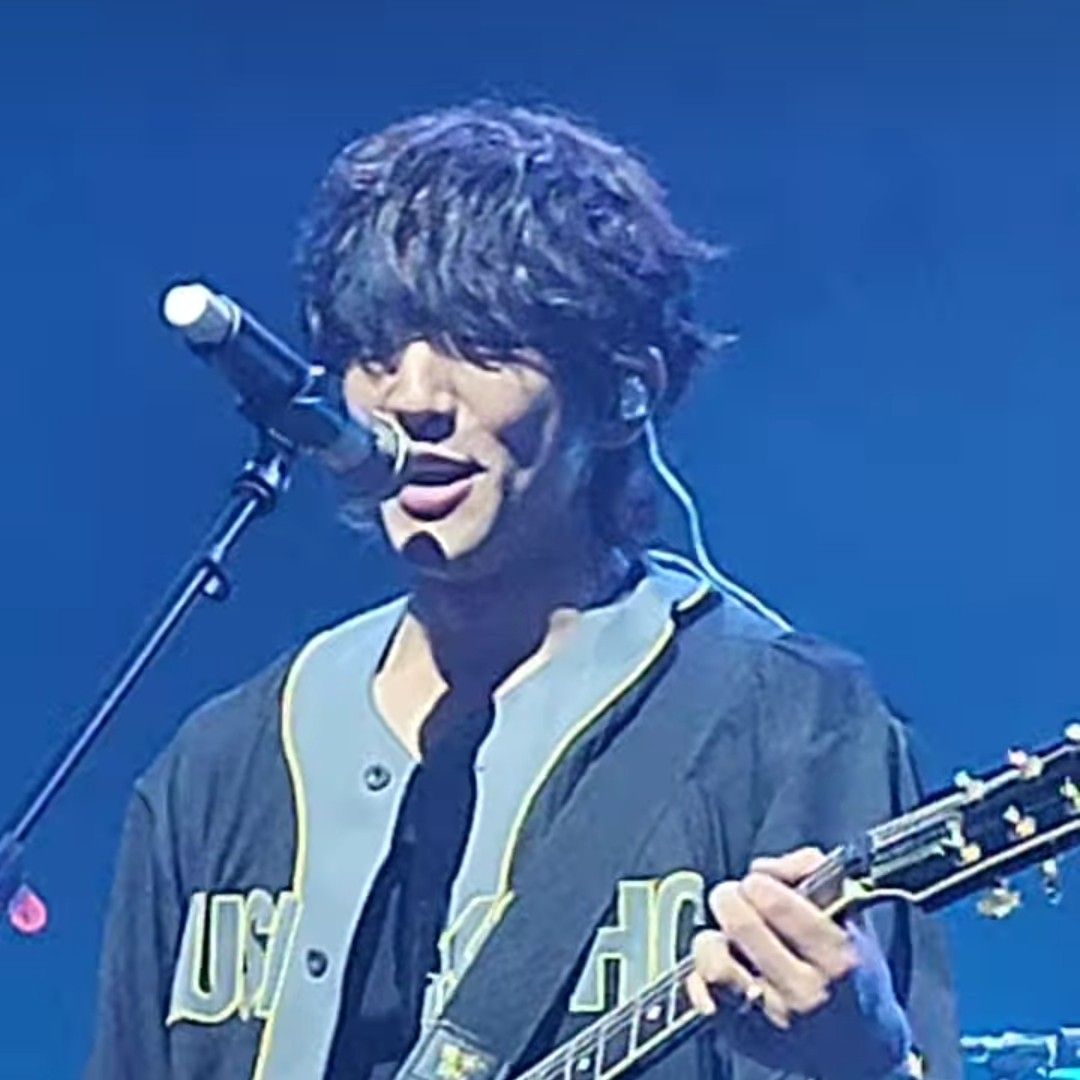 Latest photo of Lee Seungyoon