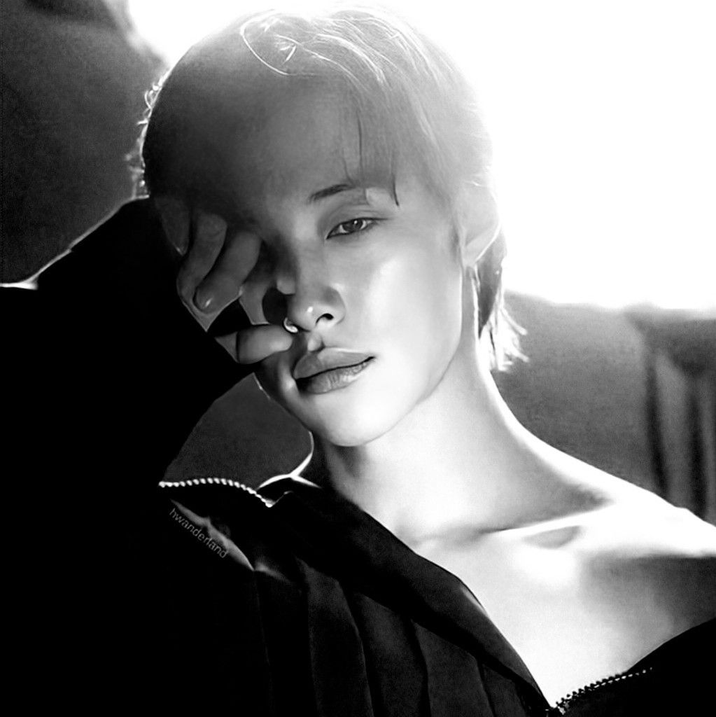 A moment captured by a fan of Woo Dohwan